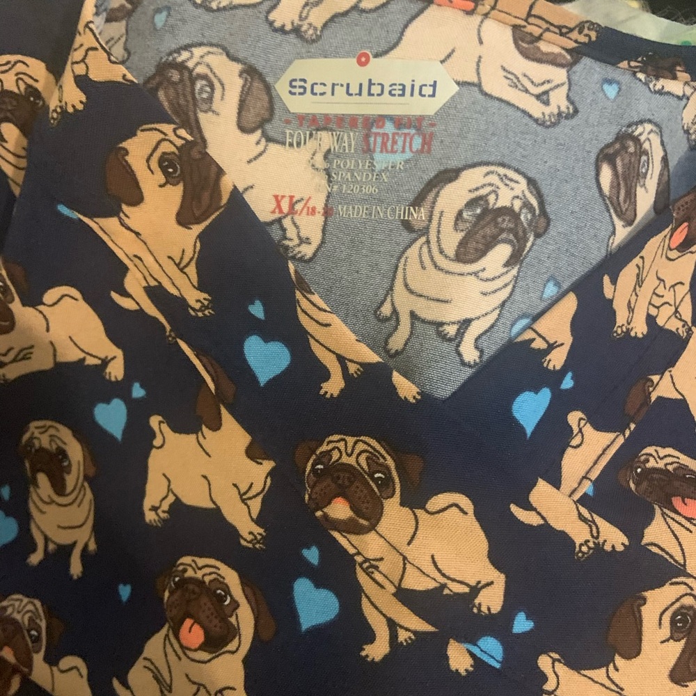 Dog scrub top